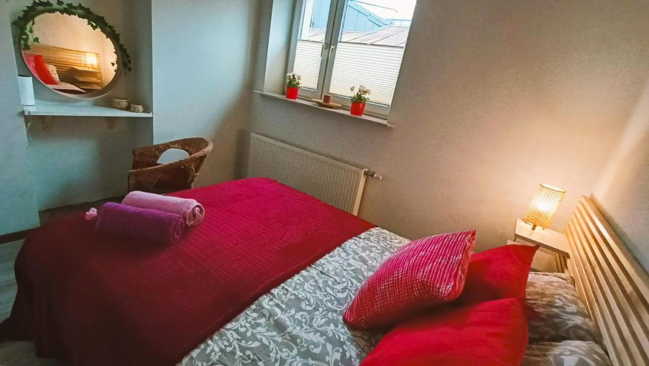 Apartament Wisniowy Krakowskie Przedmiescie 26 Lublin Luaran gambar